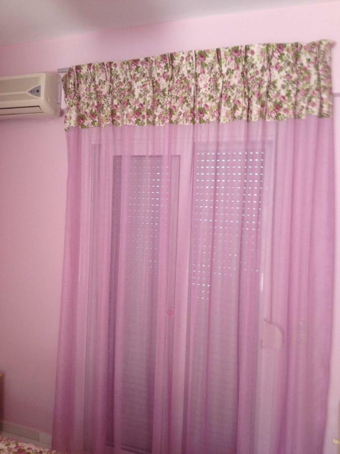 Erato1 Hotel Плакиас Екстериор снимка
