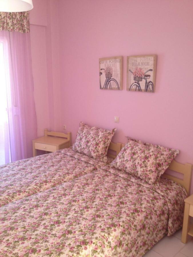 Erato1 Hotel Плакиас Екстериор снимка